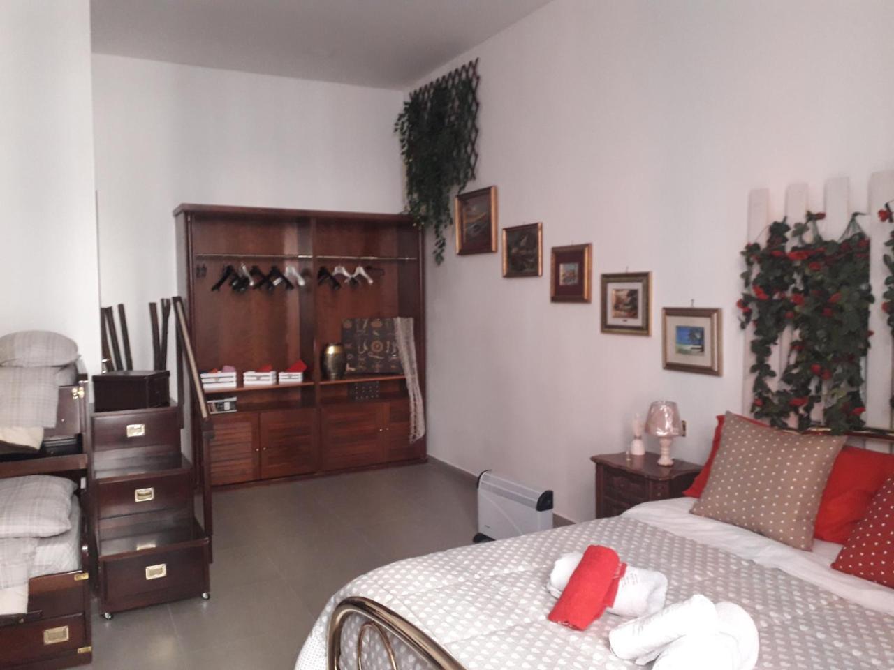 Room Don Carlo Neapol Zewnętrze zdjęcie